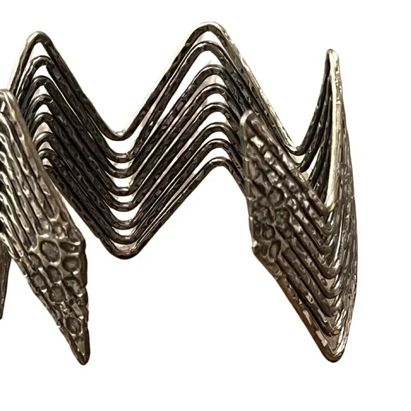 1280 Silver Zigzag Cuff Bracelet - Picture 3 of 5